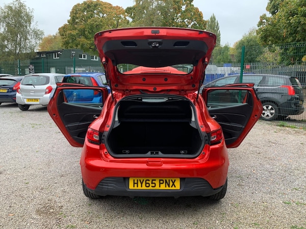 Used Renault Clio 2015 for sale - 76247349: Photo 51