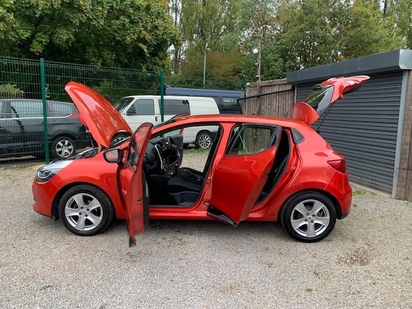 Used Renault Clio 2015 for sale - 76247349: Photo 53