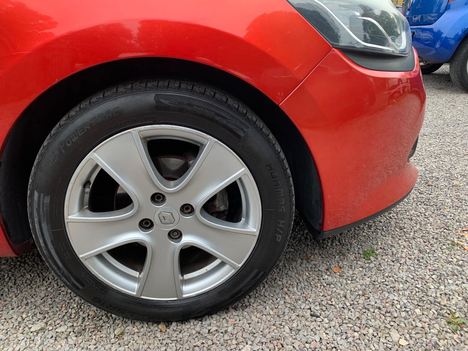 Used Renault Clio 2015 for sale - 76247349: Photo 59