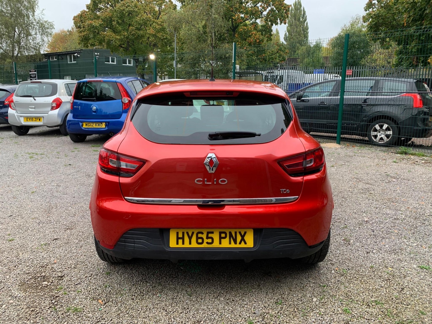 Used Renault Clio 2015 for sale - 76247349: Photo 6