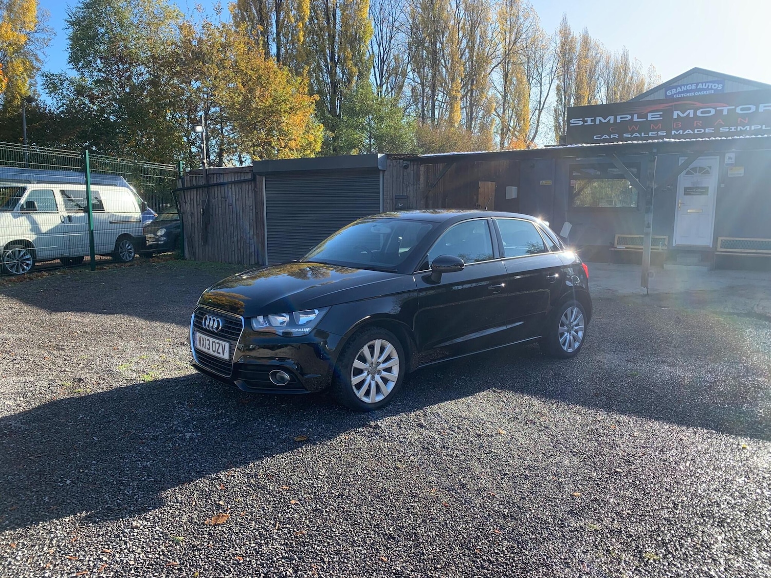 Used Audi A1 2013 for sale - 76457925: Photo 2