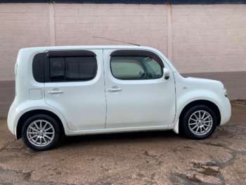 white nissan cube for sale