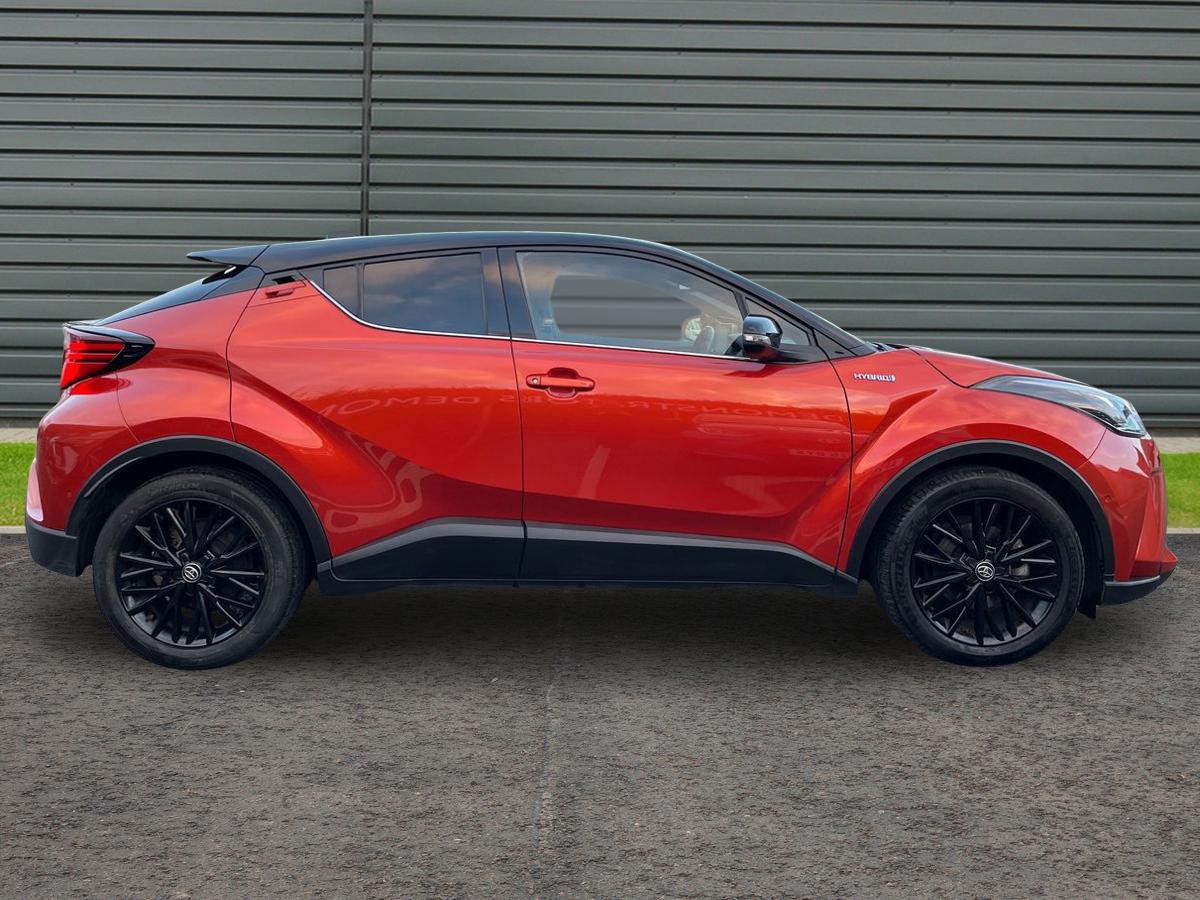 Used Toyota C-HR 2020 for sale - 76919645: Photo 2