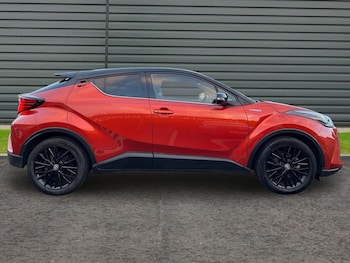 Used Toyota C-HR 2020 for sale - 76919645: Photo