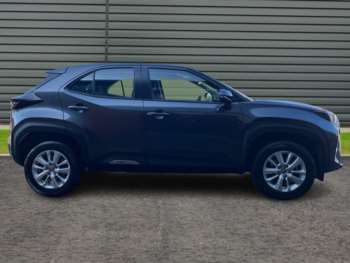 Used Toyota Yaris Cross 2022 for sale - 75235103: Photo