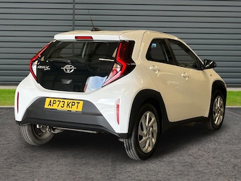 Used Toyota Aygo X 2023 for sale - 79392289: Photo