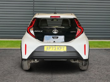 Used Toyota Aygo X 2023 for sale - 79392289: Photo