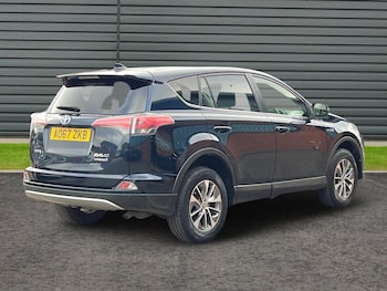 Used Toyota RAV4 2018 for sale - 79174445: Photo