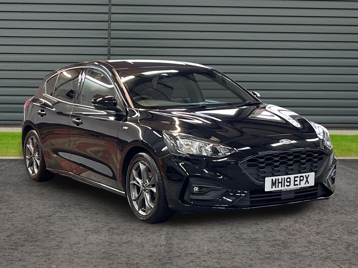 Used Ford Focus 2019 for sale - 76707112: Photo 1