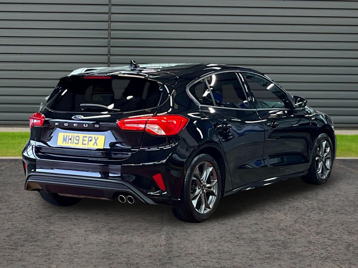 Used Ford Focus 2019 for sale - 76707112: Photo 3