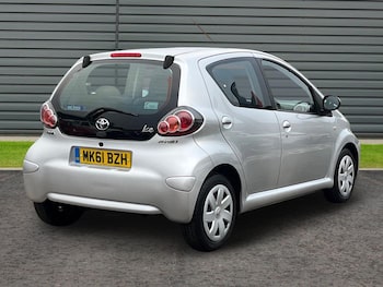 Used Toyota AYGO 2011 for sale - 77790070: Photo