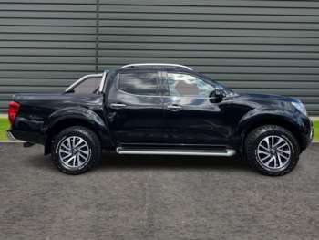 Used Nissan Navara 2019 for sale - 75074854: Photo