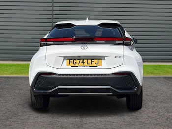Used Toyota C-HR 2024 for sale - 78722439: Photo