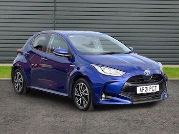 Used Toyota Yaris 2021 for sale - 76518417: Photo