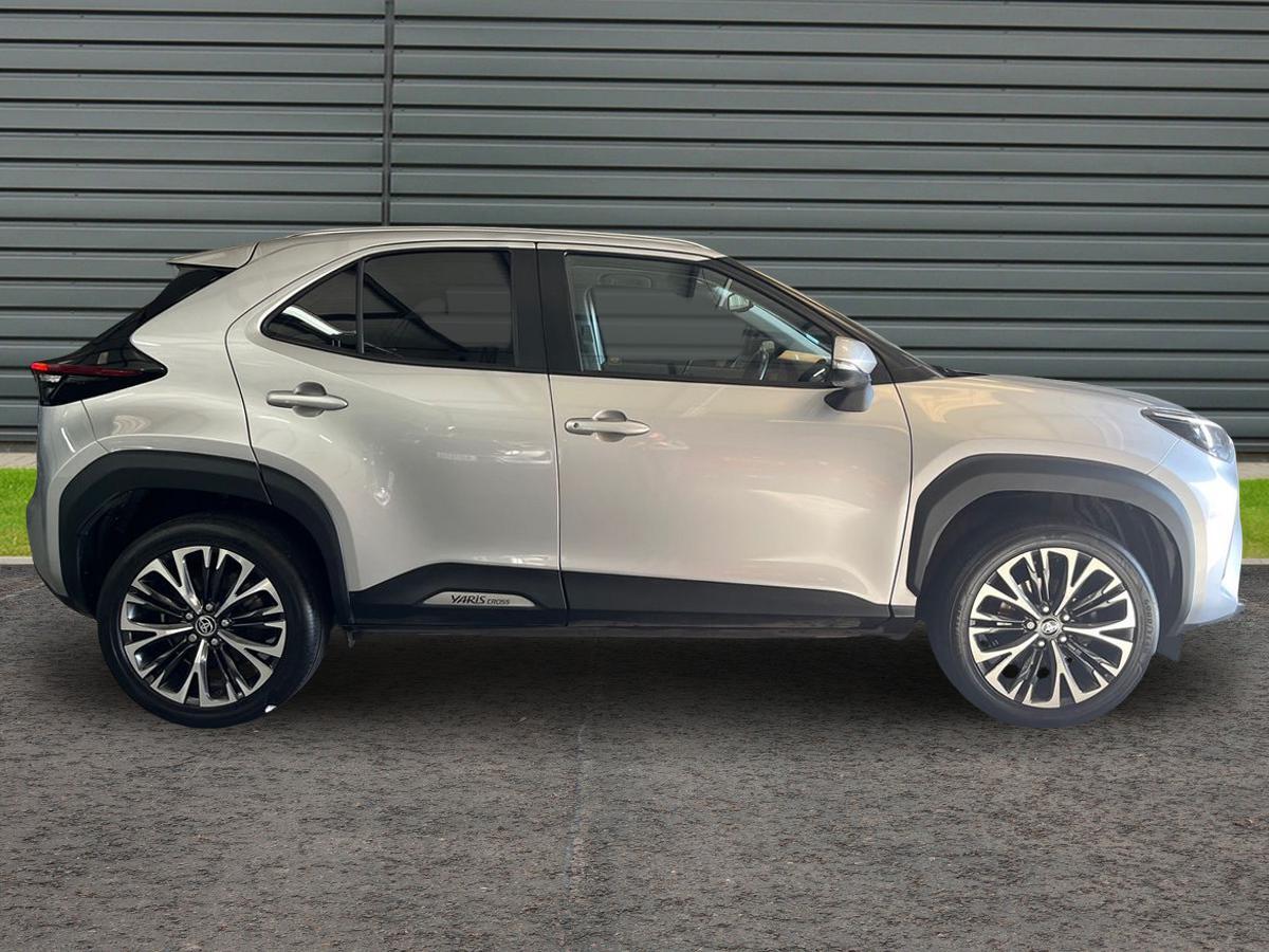 Used Toyota Yaris Cross 2021 for sale - 76163980: Photo 2