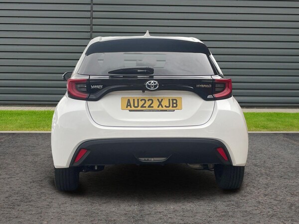 Used Toyota Yaris 2022 for sale - 76340937: Photo 4