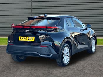 Used Toyota C-HR 2026 for sale - 79684336: Photo