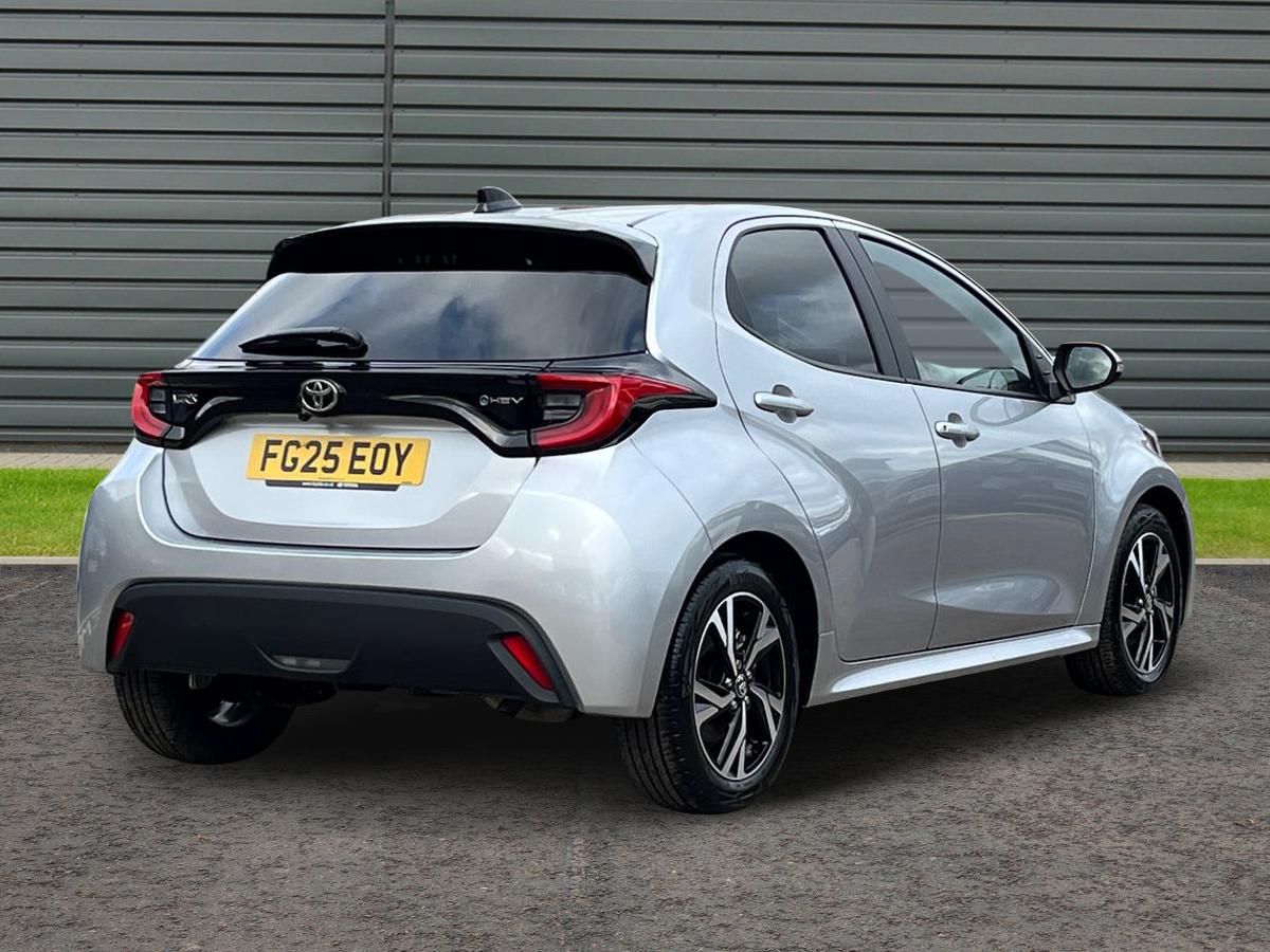 Used Toyota Yaris 2025 for sale - 77688882: Photo 3