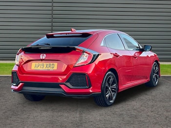 Used Honda Civic 2019 for sale - 77240002: Photo