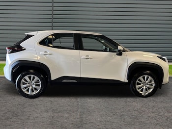 Used Toyota Yaris Cross 2022 for sale - 75639090: Photo