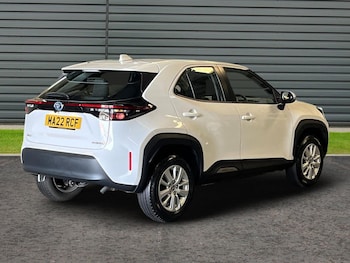 Used Toyota Yaris Cross 2022 for sale - 75639090: Photo