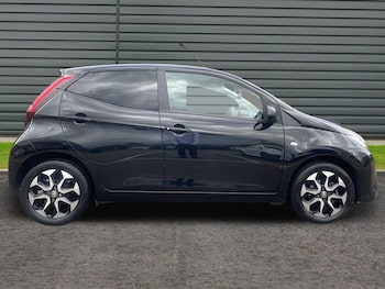 Used Toyota AYGO 2018 for sale - 75235102: Photo