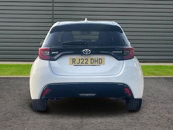 Used Toyota Yaris 2022 for sale - 77831697: Photo