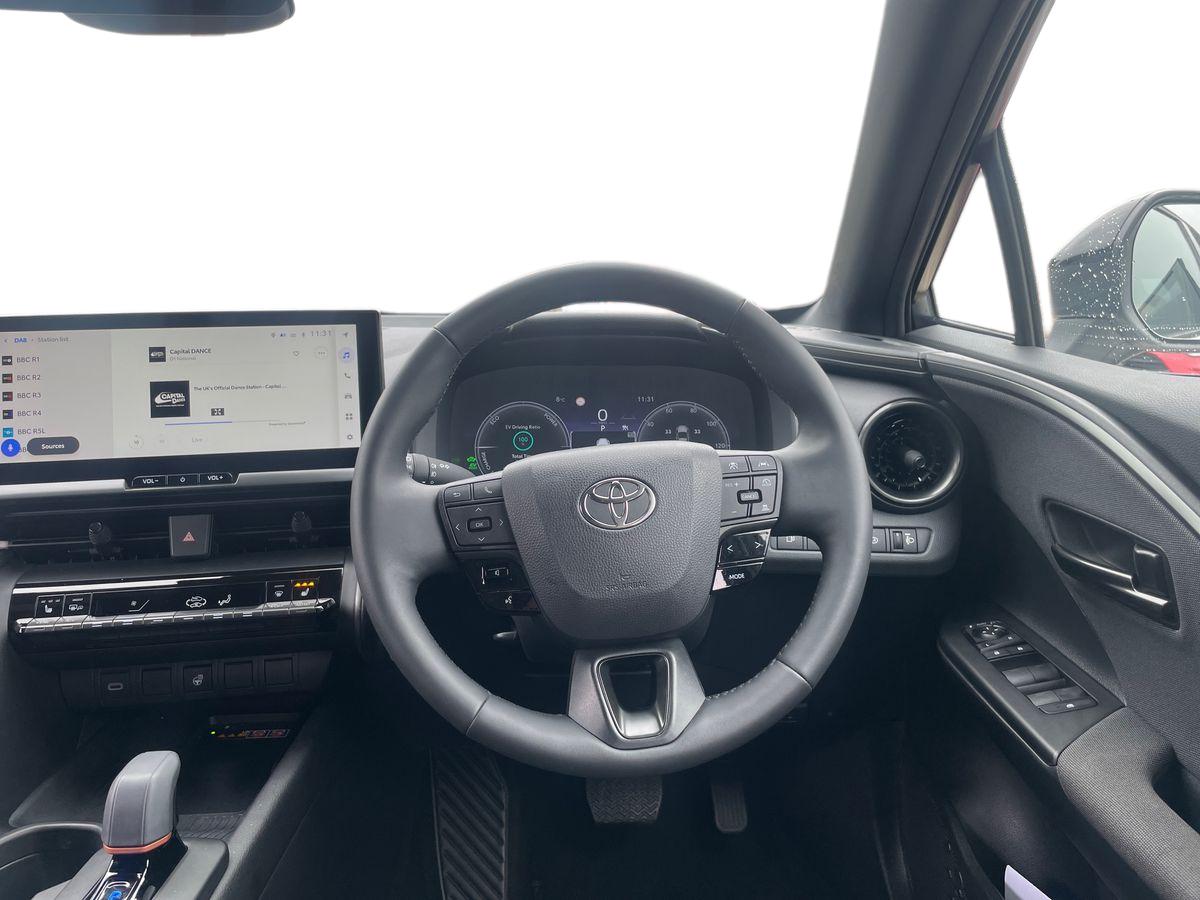 Used Toyota C-HR 2024 for sale - 77650963: Photo 10