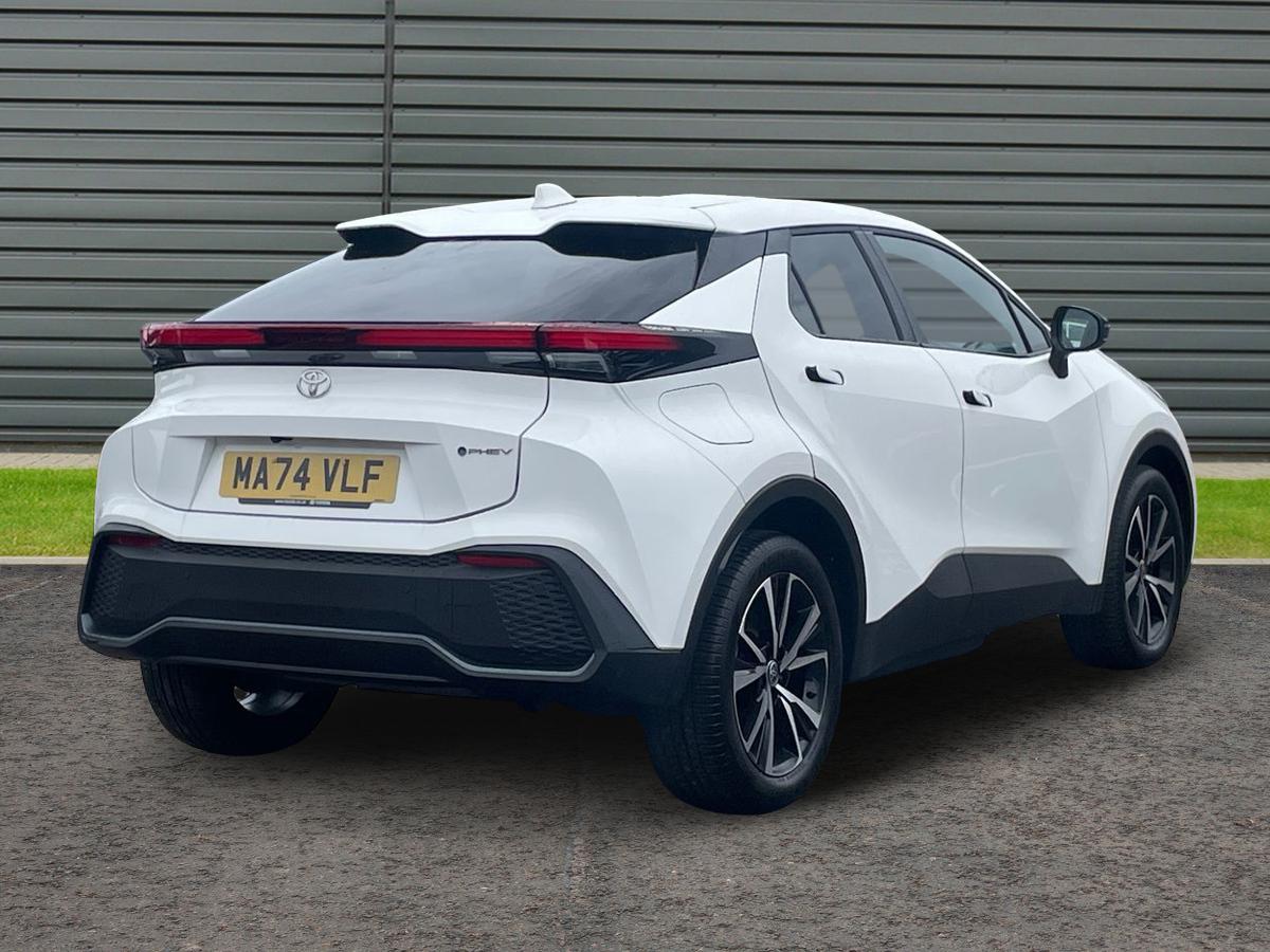 Used Toyota C-HR 2024 for sale - 77650963: Photo 3