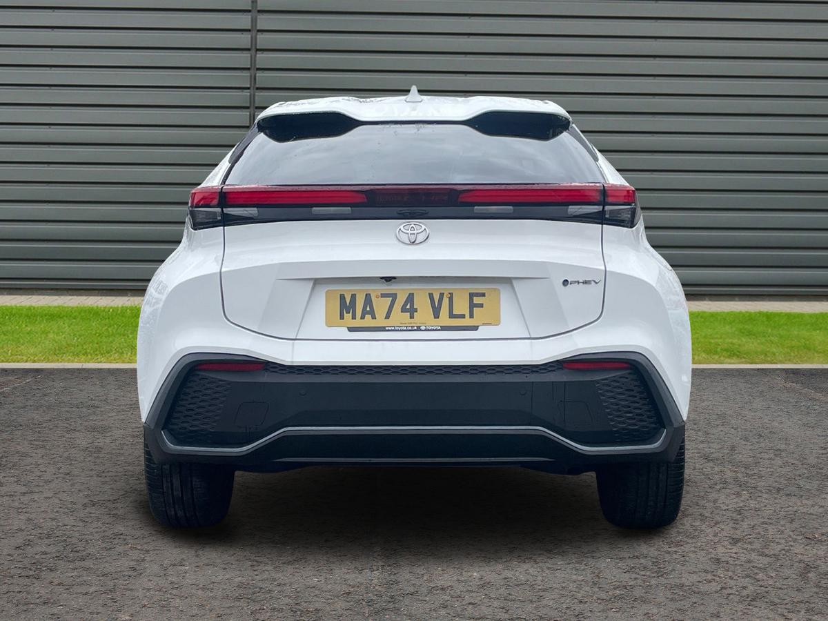 Used Toyota C-HR 2024 for sale - 77650963: Photo 4