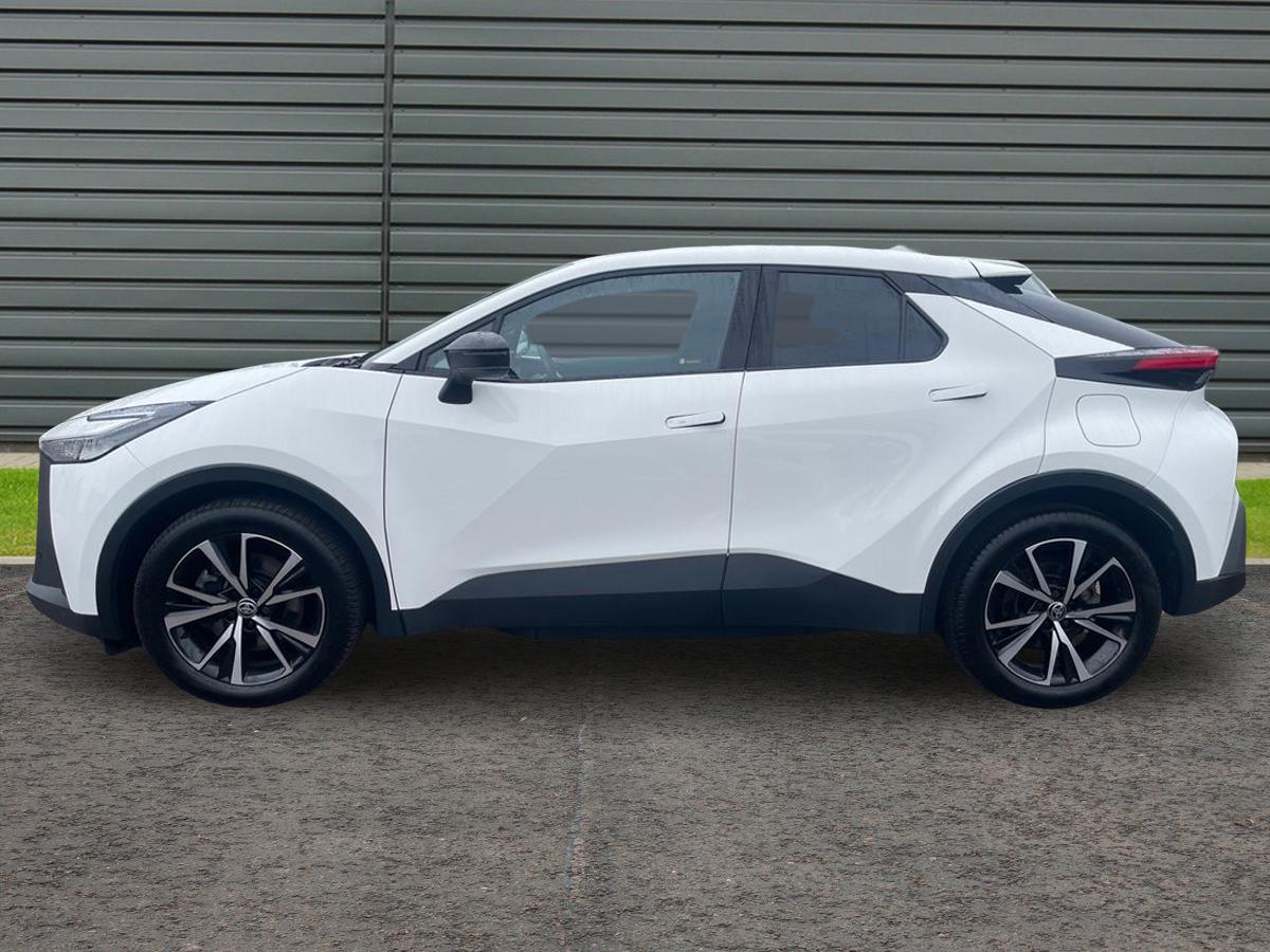 Used Toyota C-HR 2024 for sale - 77650963: Photo 6