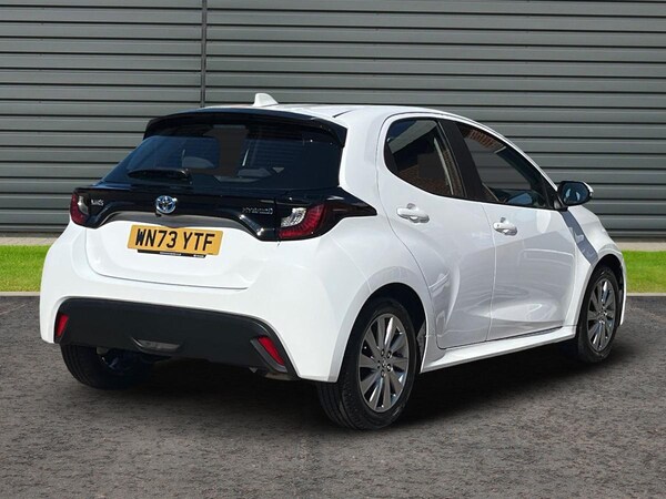 Used Toyota Yaris 2024 for sale - 75792313: Photo 5