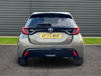 Used Toyota Yaris 2022 for sale - 76505320: Photo