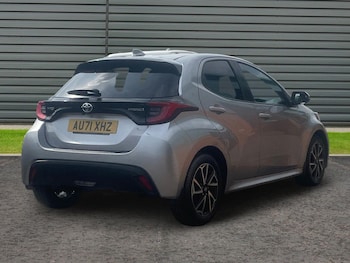 Used Toyota Yaris 2021 for sale - 78859185: Photo
