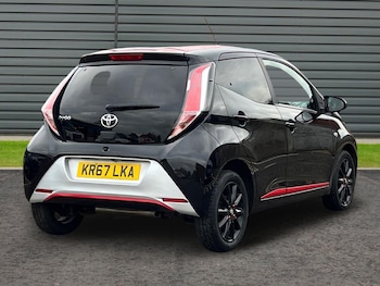 Used Toyota AYGO 2017 for sale - 76566145: Photo
