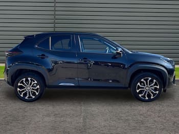 Used Toyota Yaris Cross 2026 for sale - 79684332: Photo