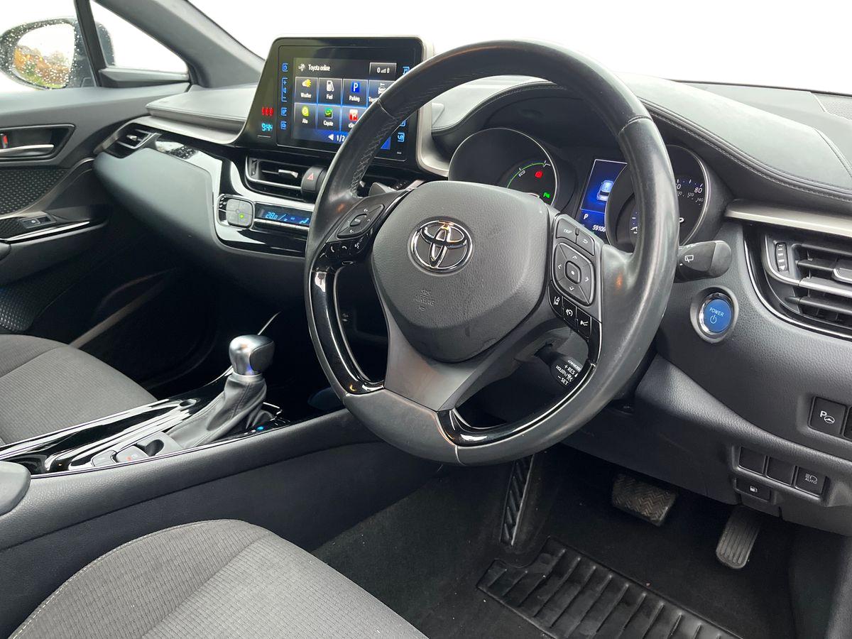 Used Toyota C-HR 2019 for sale - 76805134: Photo 9