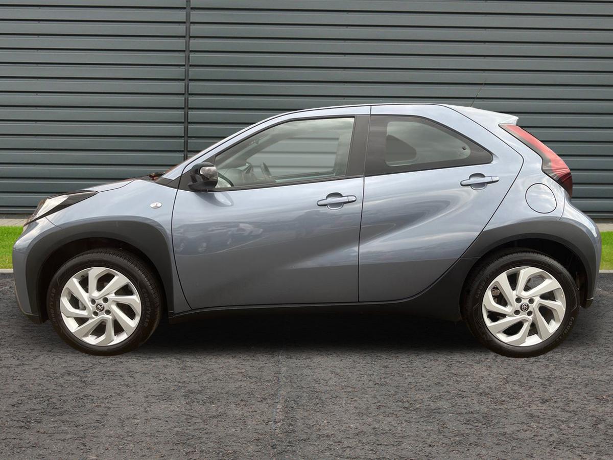 Used Toyota Aygo X 2024 for sale - 76340936: Photo 6