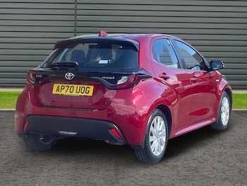 Used Toyota Yaris 2020 for sale - 79365831: Photo