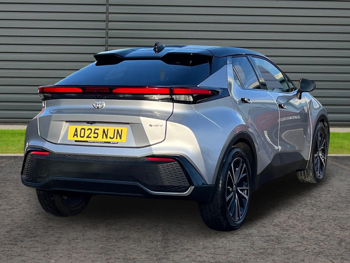 Used Toyota C-HR 2025 for sale - 76980695: Photo 3