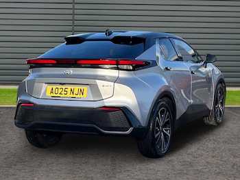 Used Toyota C-HR 2025 for sale - 76980695: Photo