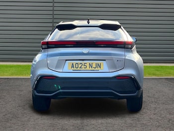 Used Toyota C-HR 2025 for sale - 76980695: Photo