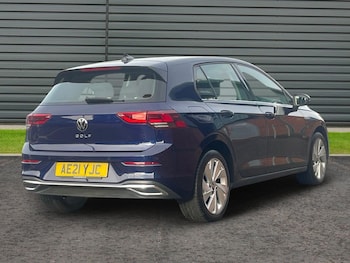 Used Volkswagen Golf 2021 for sale - 76518423: Photo