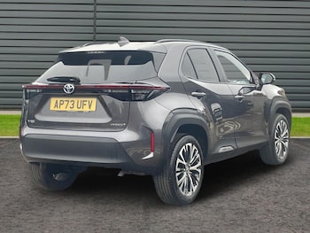 Used Toyota Yaris Cross 2024 for sale - 77797322: Photo