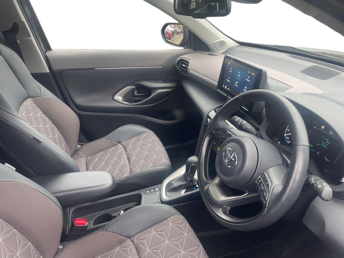 Used Toyota Yaris Cross 2024 for sale - 77797322: Photo 9