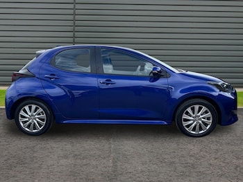 Used Toyota Yaris 2023 for sale - 78826577: Photo