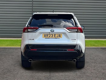 Used Toyota RAV4 2023 for sale - 78040112: Photo