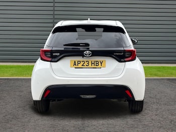 Used Toyota Yaris 2023 for sale - 77889126: Photo