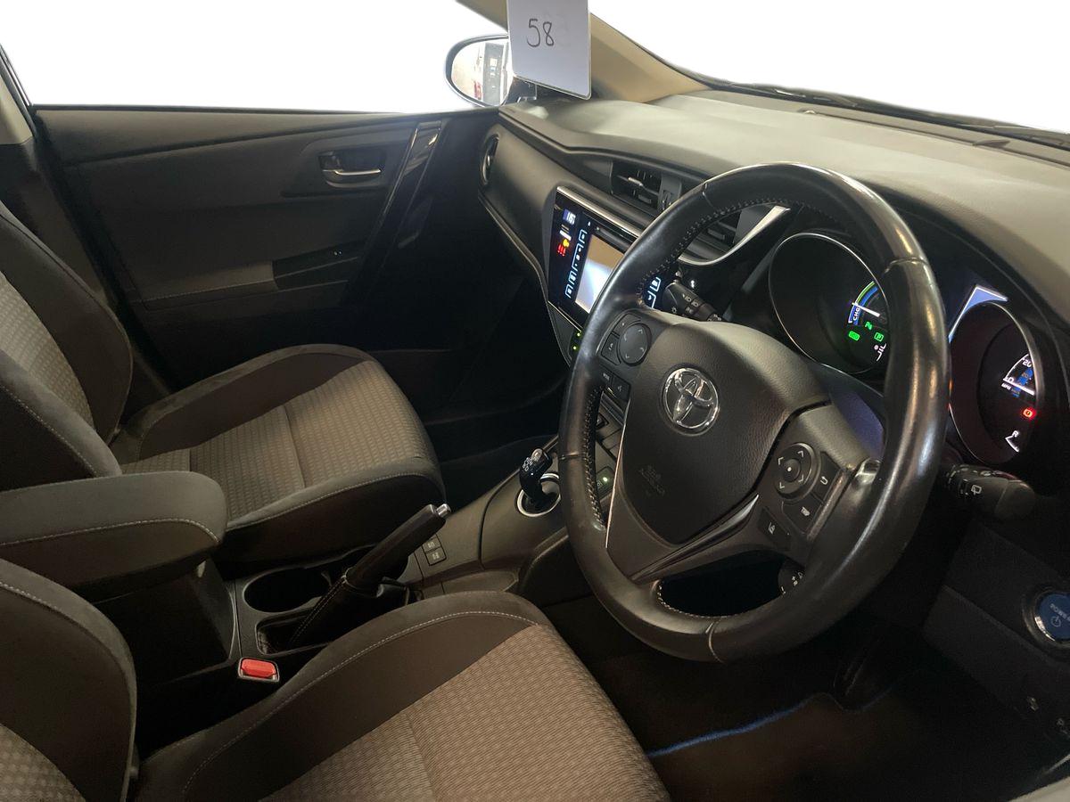 Used Toyota Auris 2018 for sale - 76442543: Photo 9