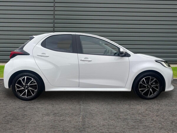 Used Toyota Yaris 2023 for sale - 76316583: Photo 2